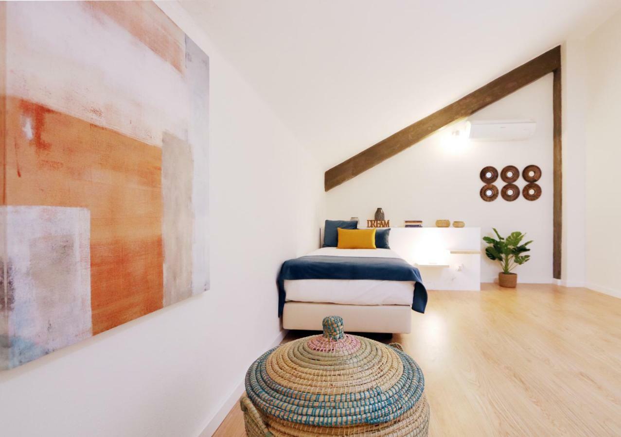 Hm - Living Batalha Square 2 Apartment Porto Ngoại thất bức ảnh