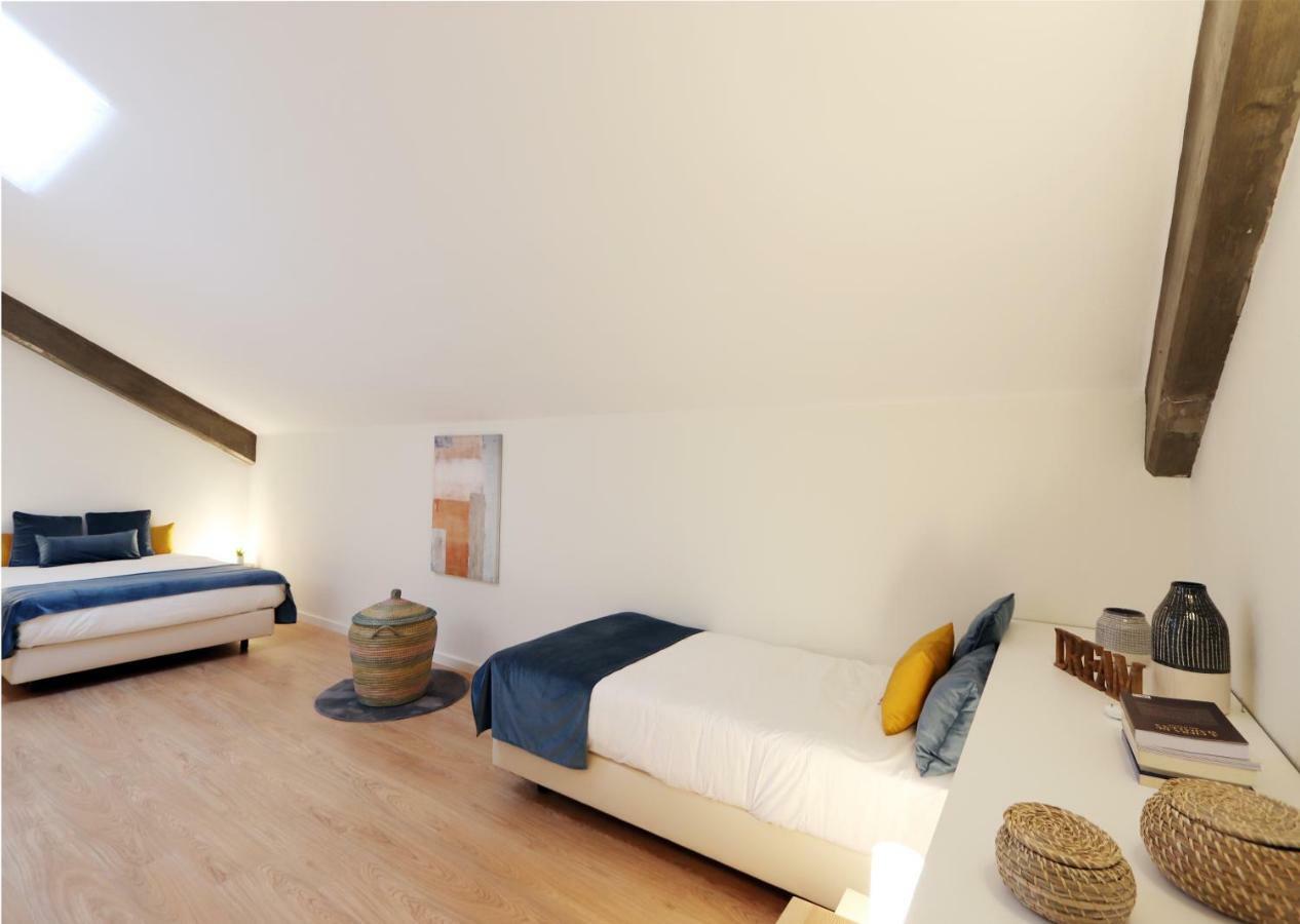 Hm - Living Batalha Square 2 Apartment Porto Ngoại thất bức ảnh