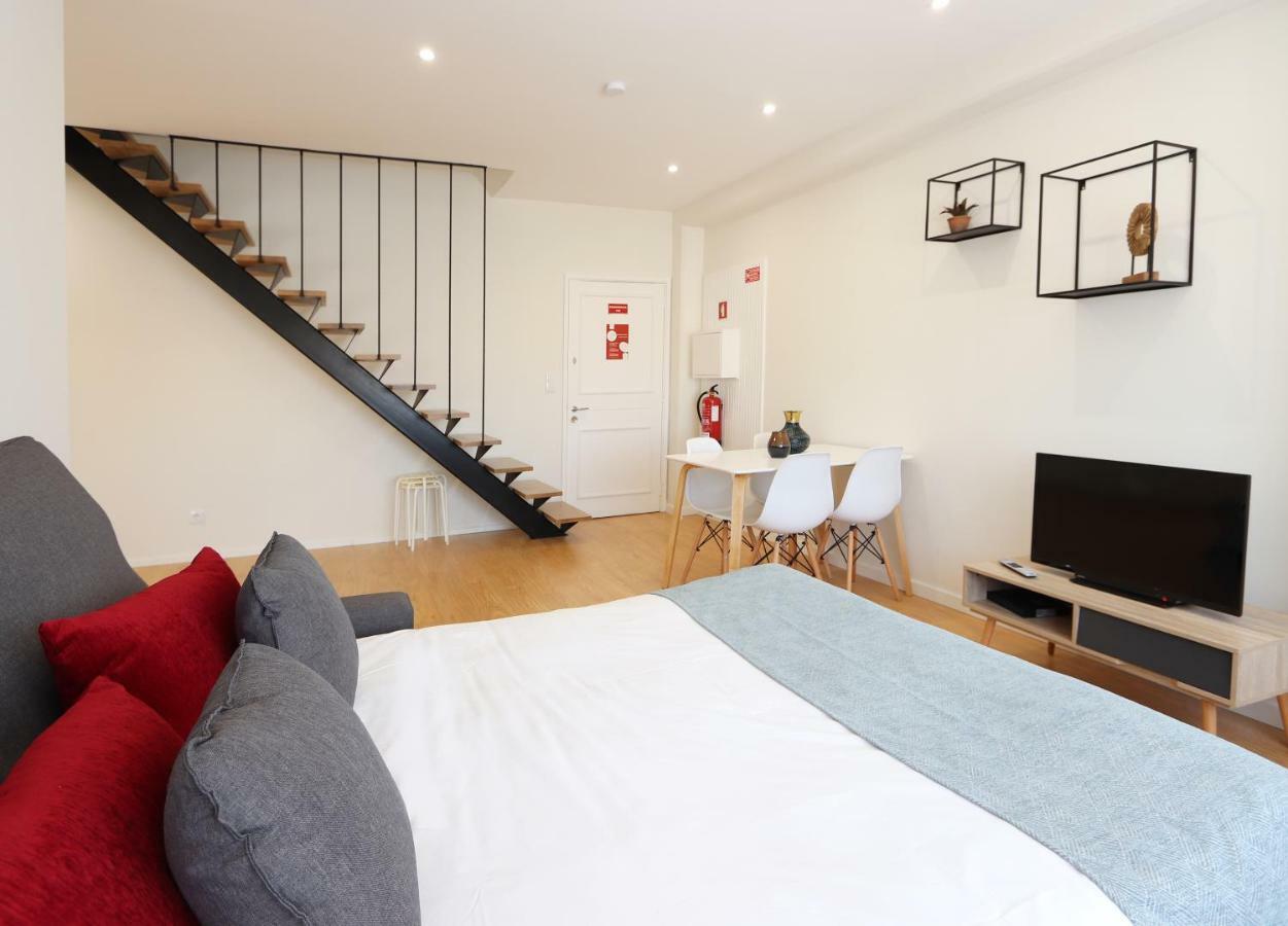 Hm - Living Batalha Square 2 Apartment Porto Ngoại thất bức ảnh